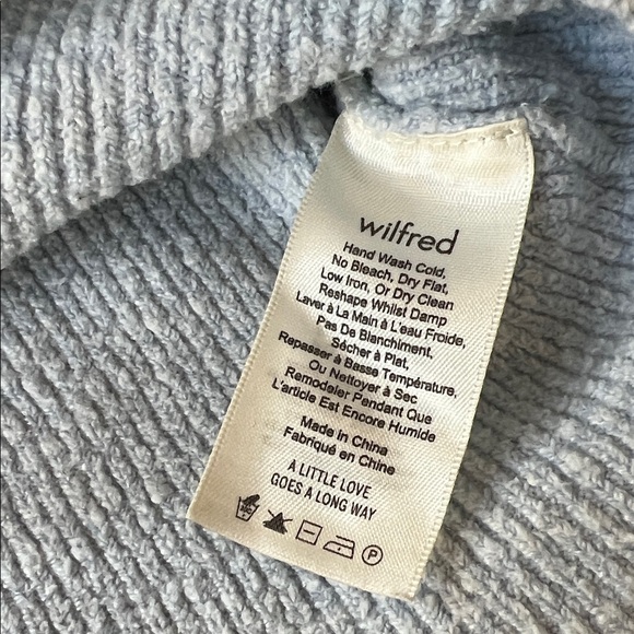 Aritzia Wilfred Light baby Blue Scoop Neck Sweater - Picture 3 of 5